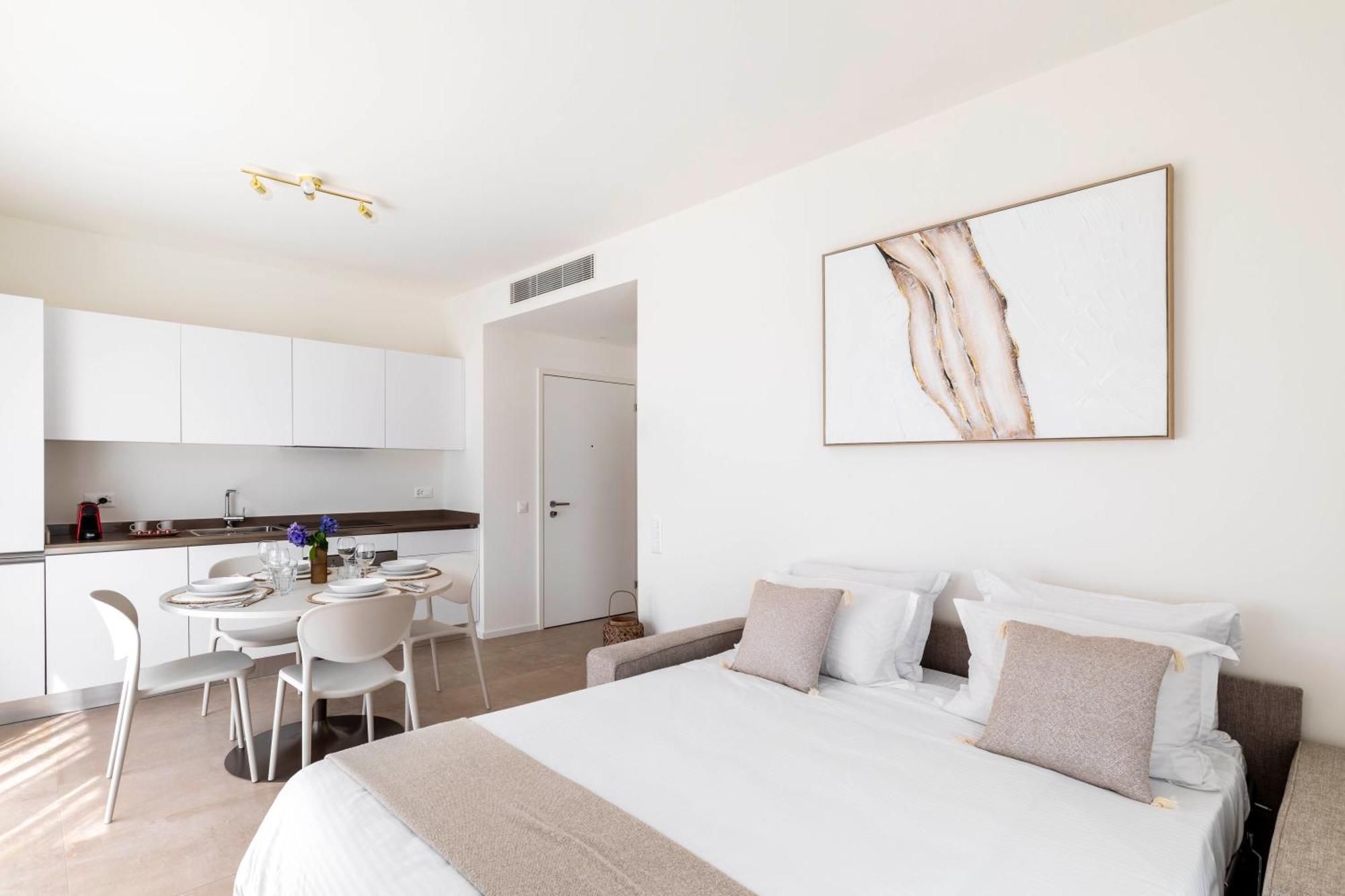 Regalia Suites - Free Parking Lugano Buitenkant foto