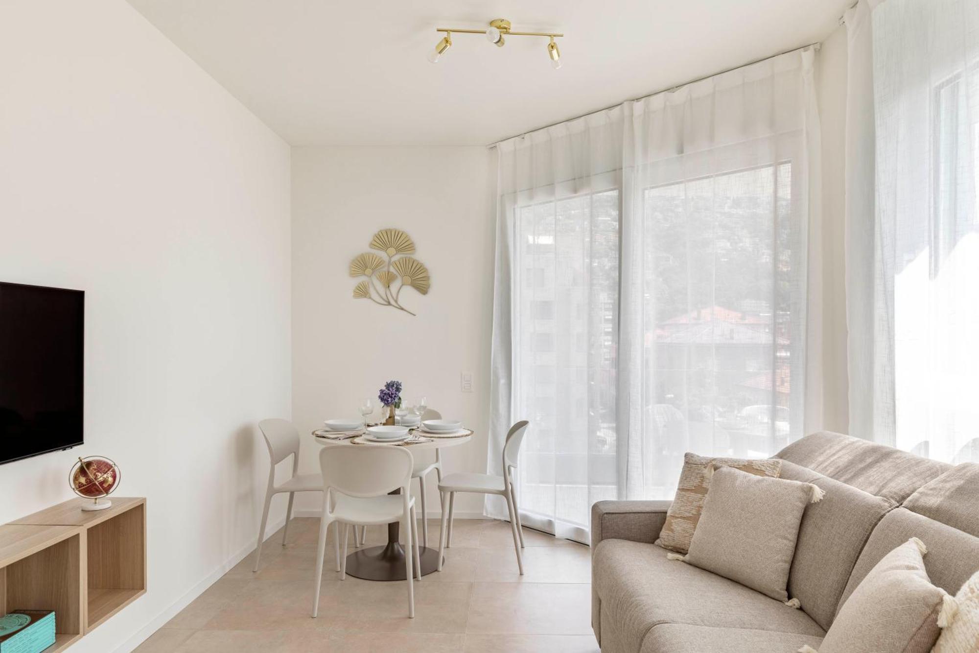 Regalia Suites - Free Parking Lugano Buitenkant foto