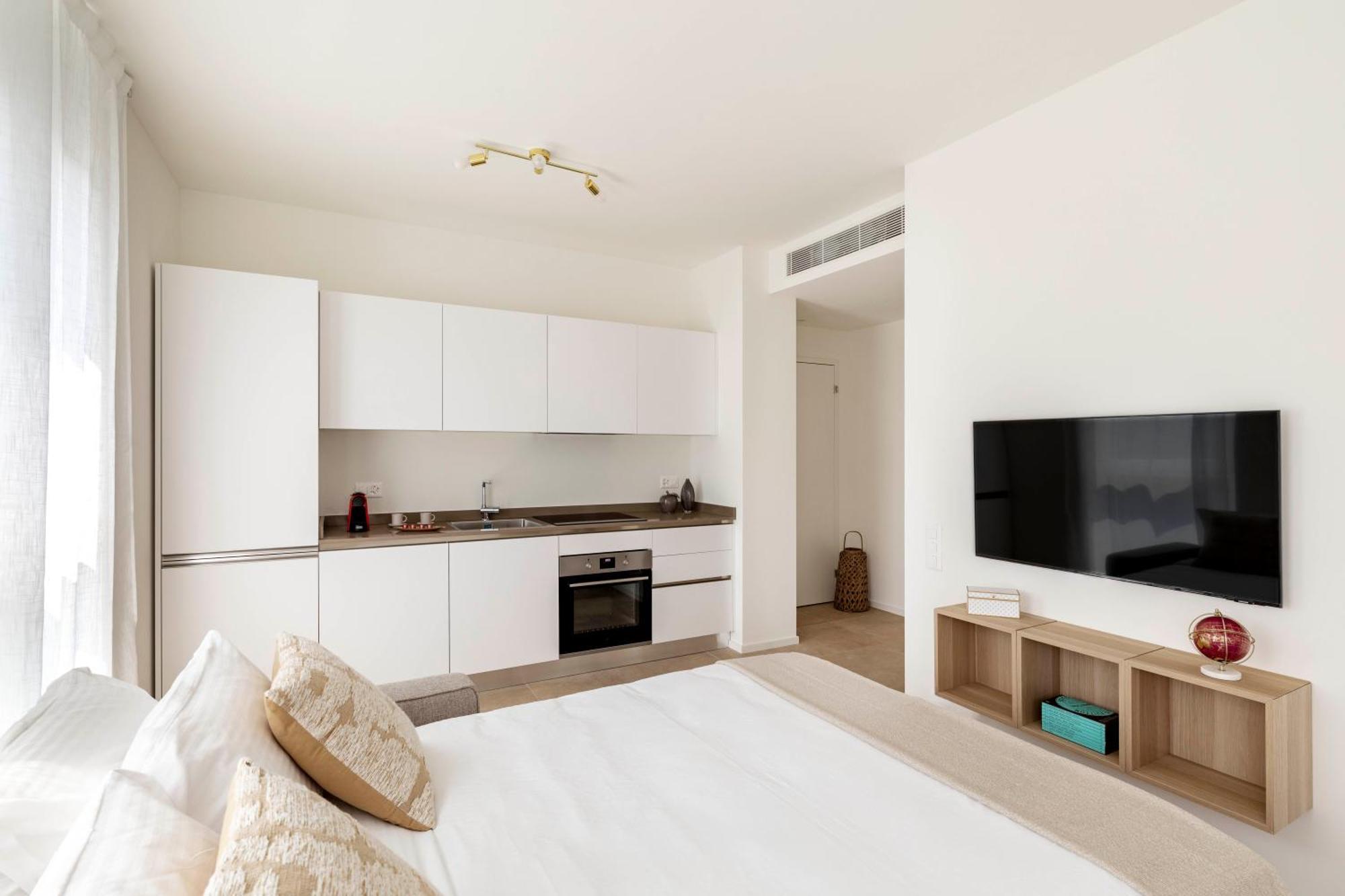 Regalia Suites - Free Parking Lugano Buitenkant foto