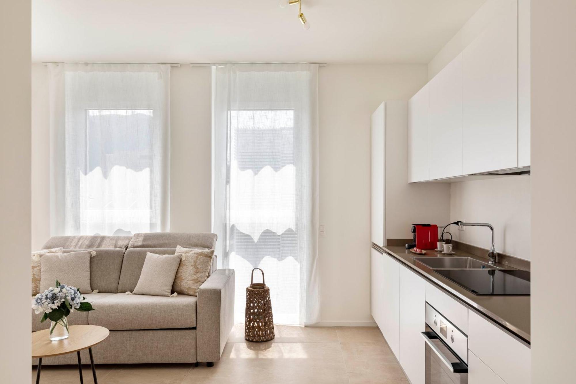 Regalia Suites - Free Parking Lugano Buitenkant foto