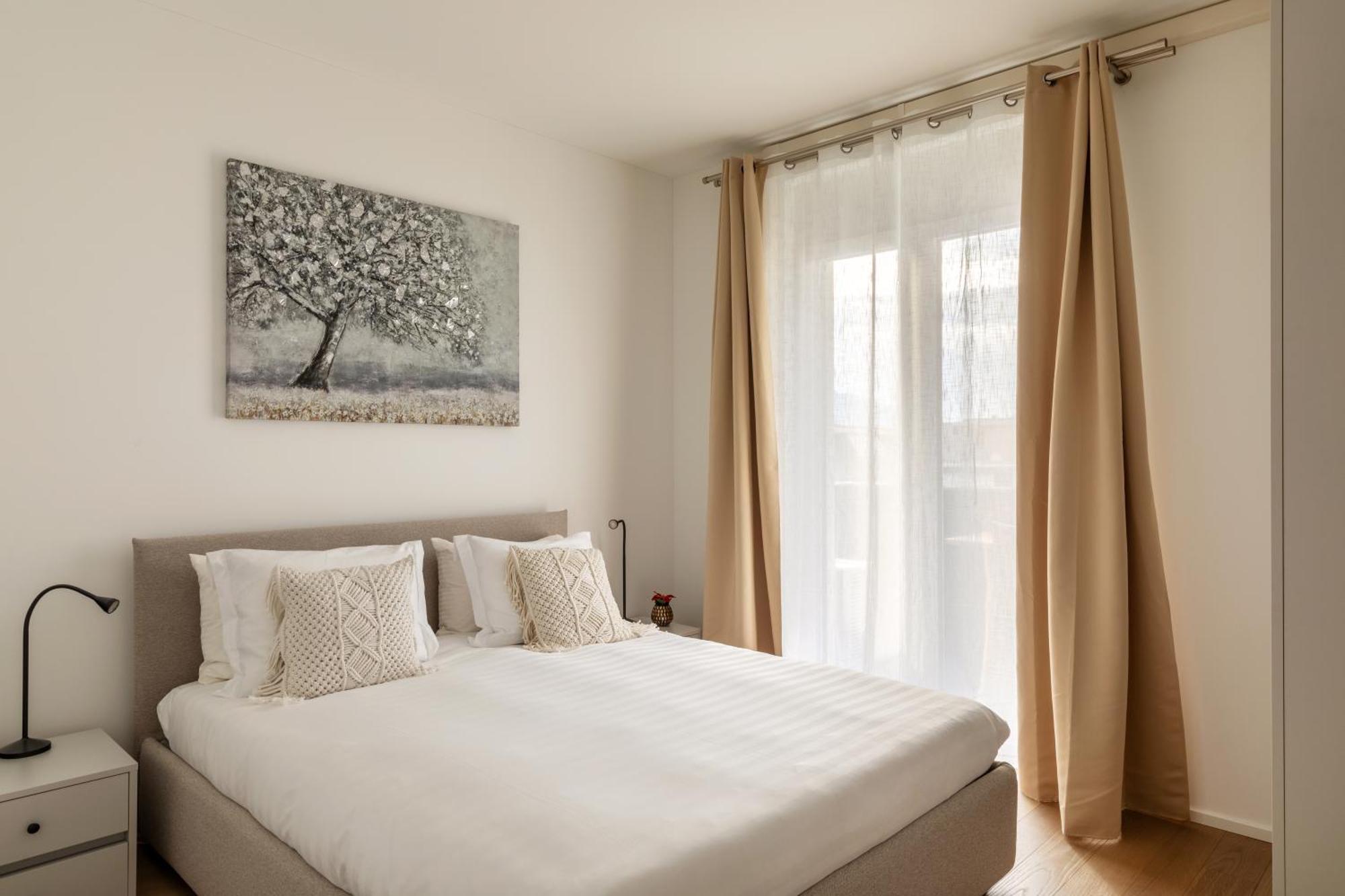 Regalia Suites - Free Parking Lugano Buitenkant foto