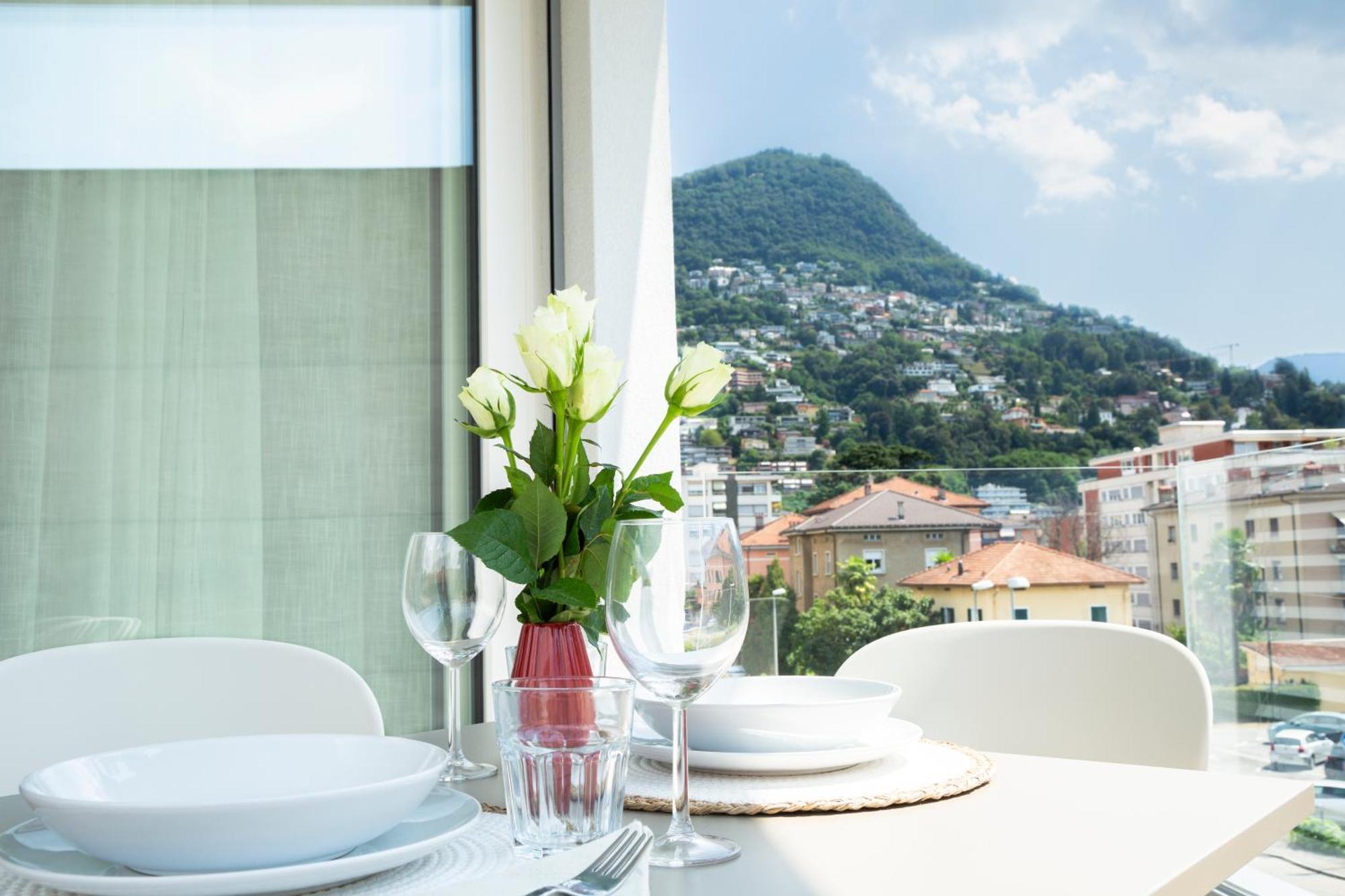 Regalia Suites - Free Parking Lugano Buitenkant foto