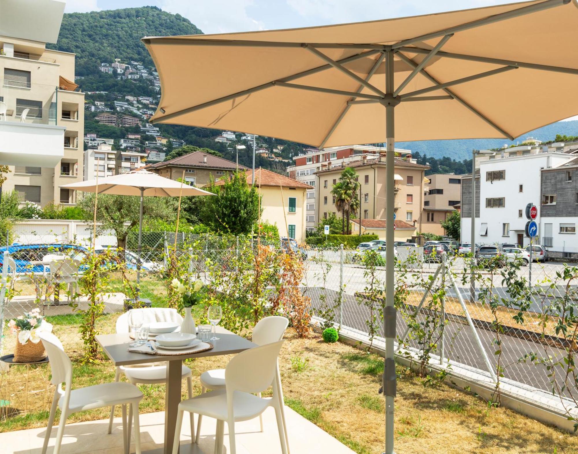 Regalia Suites - Free Parking Lugano Buitenkant foto